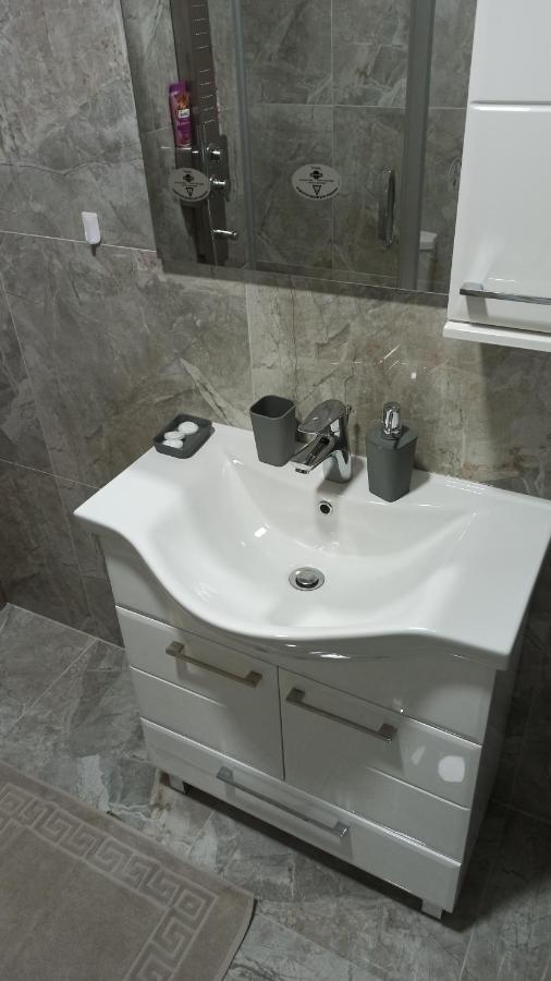 Studio Trg Užice 外观 照片